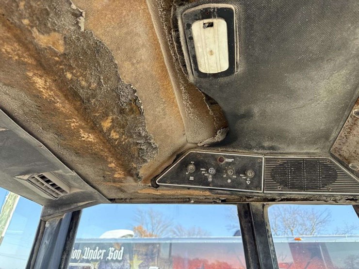 international-1086-image-27