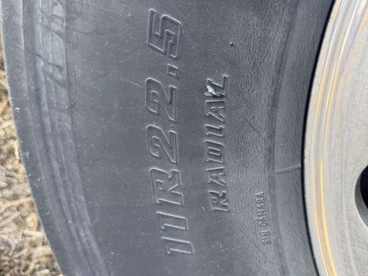 2014-peterbilt-386-image-9