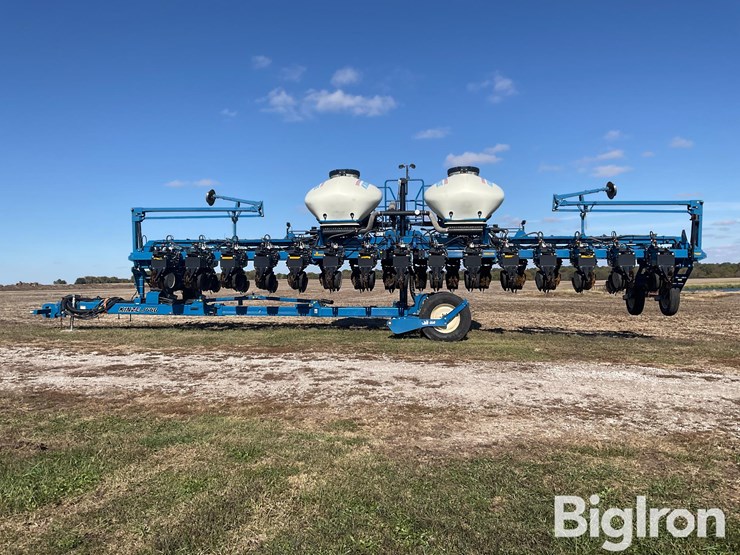 2012-kinze-3660-image-8