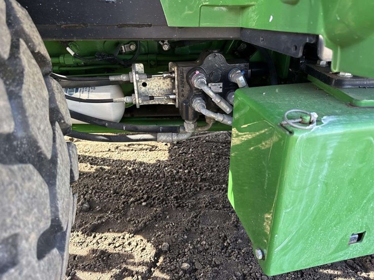 john-deere-5075e-image-17