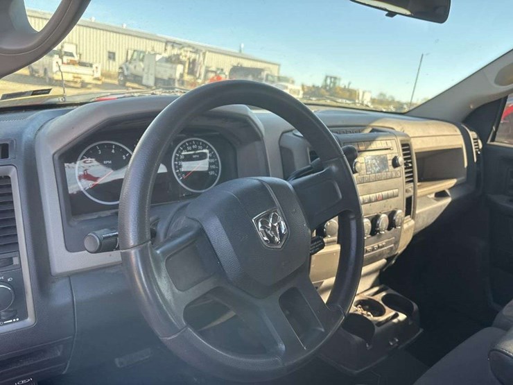 2010-dodge-ram-1500-image-45