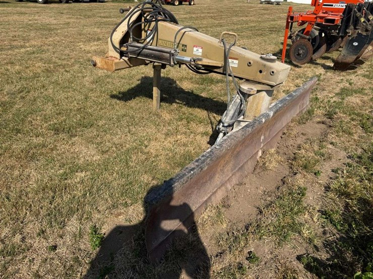 land-pride-hydraulic-angle-blade-image-2