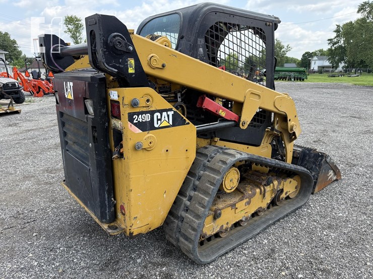 2019-caterpillar-249d-image-5