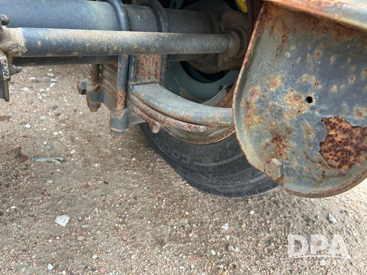 2014-neville-tender-trailer-image-24