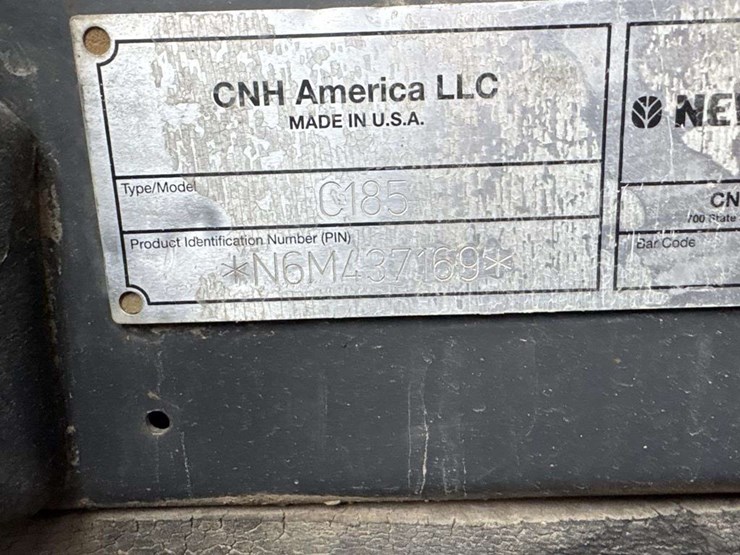 new-holland-c185-image-28