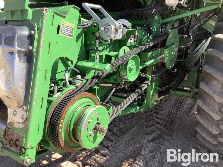 2012-john-deere-s670-image-11