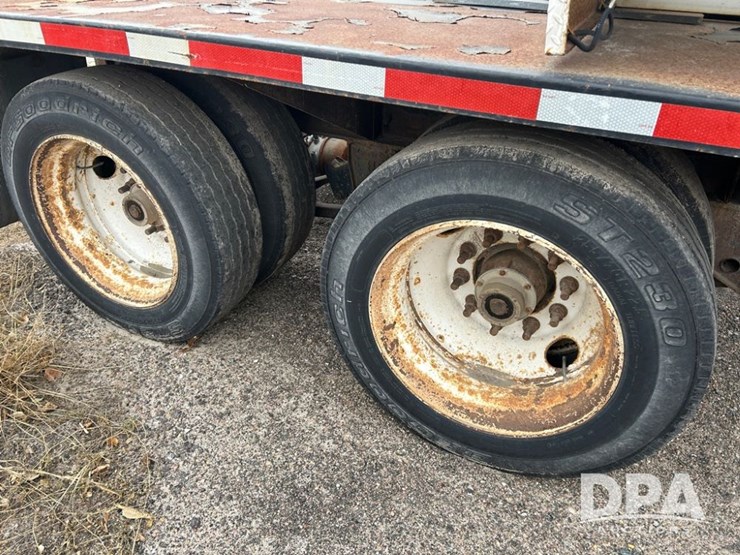 2013-neville-tender-trailer-image-32