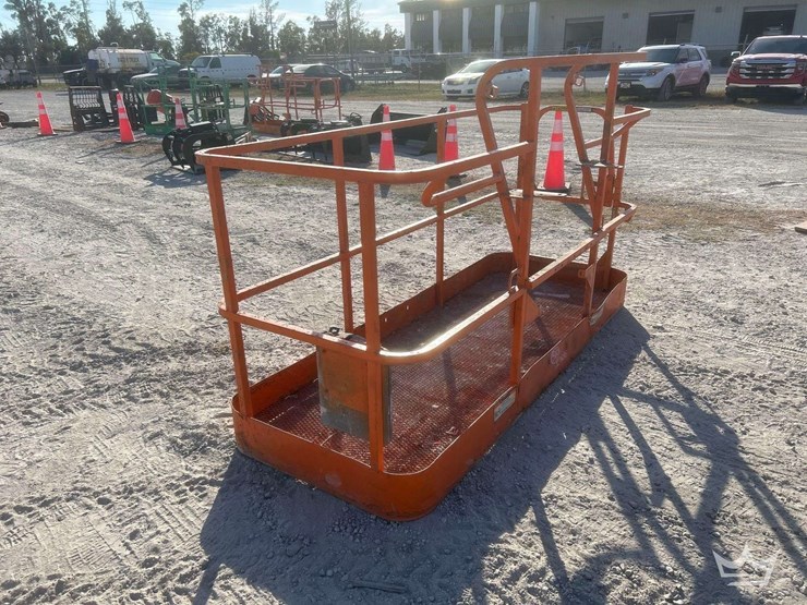 72in-forklift-safety-basket-image-2
