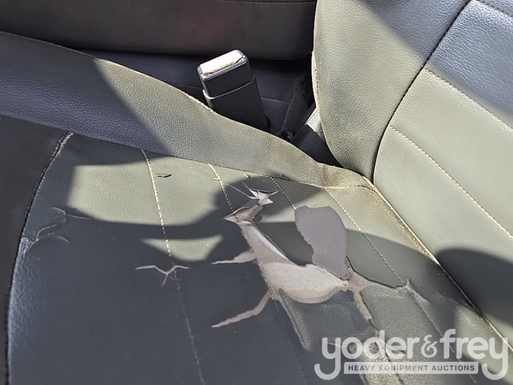 2014-dodge-service-truck-image-80