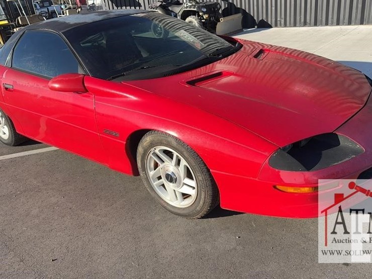 1997-chevrolet-camaro-z28-image-1