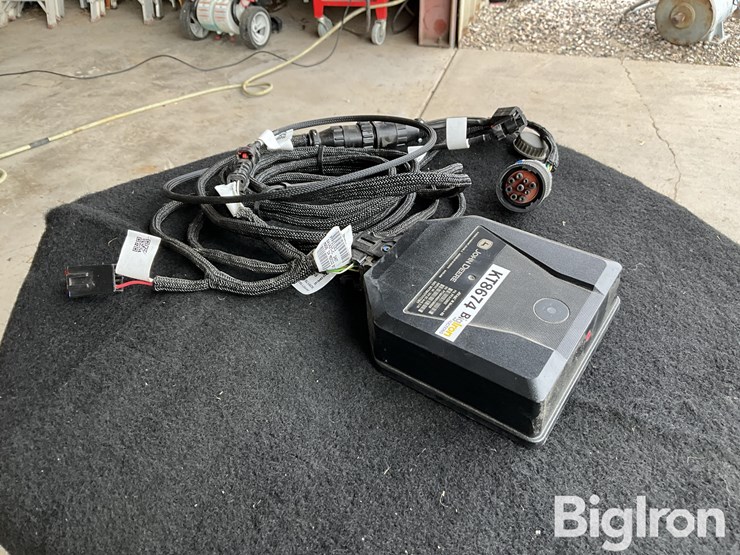 john-deere-m-image-7