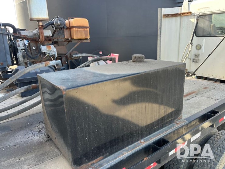 2013-neville-tender-trailer-image-39