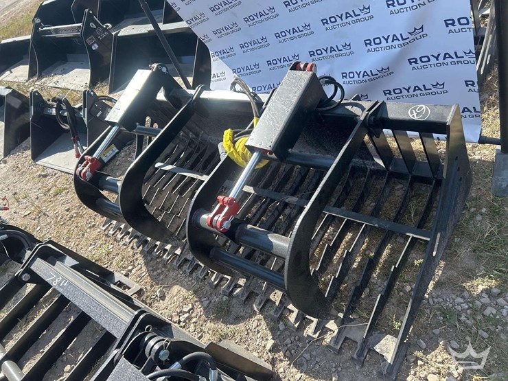 78in-dual-cylinder-brush-grapple-skid-steer-attachment-image-1