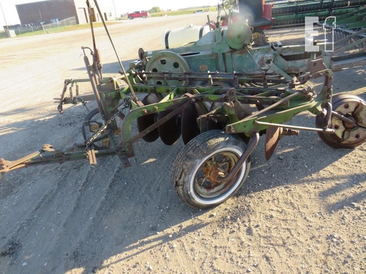 john-deere-5-image-2