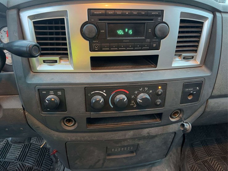 2007-dodge-ram-2500-image-23