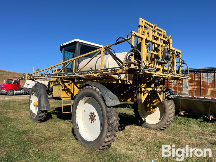 ag-chem-rogator-664-image-7
