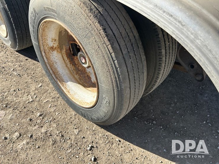 2006-b-b-dry-tender-trailer-(cp1300,-unit-169)-image-16