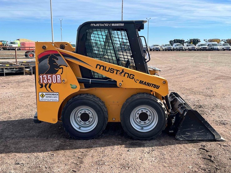 2019-mustang-1350r-image-7
