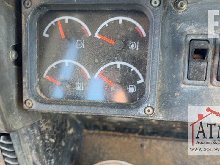 2000-caterpillar-953c-image-41