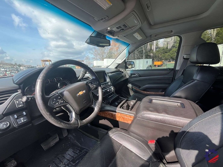 2015-chevrolet-tahoe-ltz-image-67