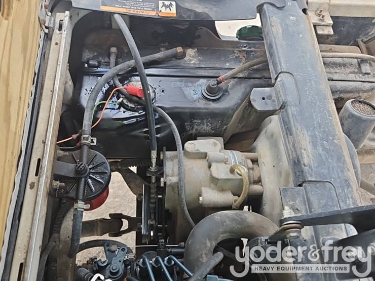 2020-club-car-carryall-1700-image-1281