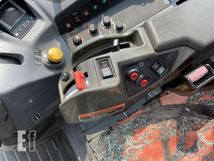 2015-kubota-m6-111-image-20