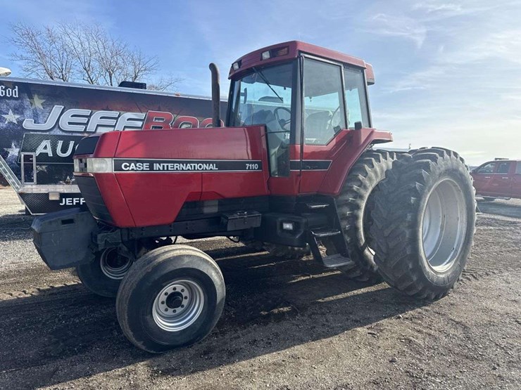 case-ih-7110-image-1
