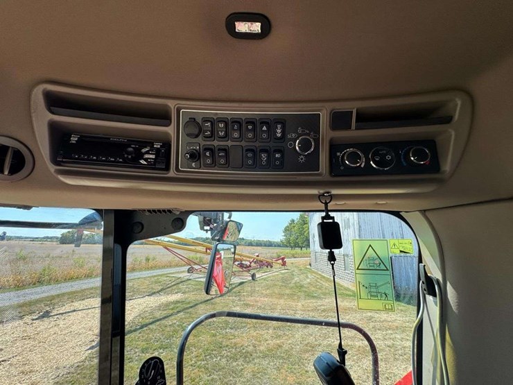 2019-case-ih-7250-image-26