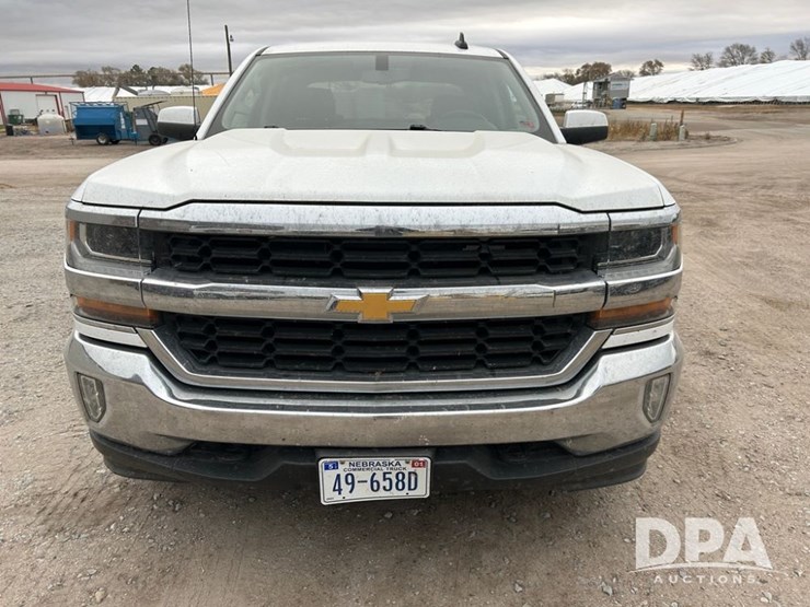 2018-chevrolet-silverado-4-door-pickup-(cp1307,-unit-12086)-image-12