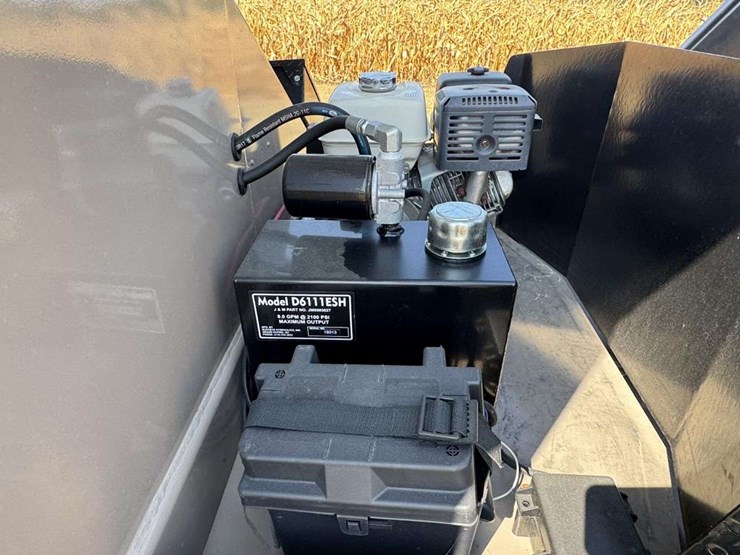 2015-j&m-375st-image-11