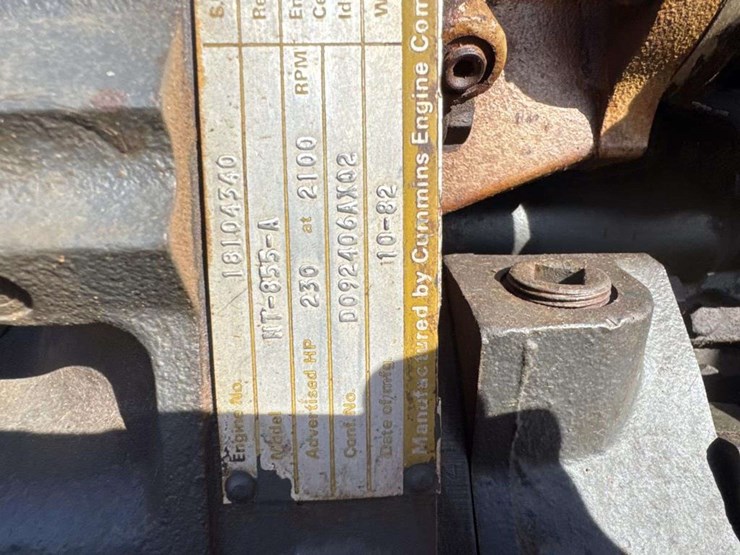 1983-versatile-835-image-15