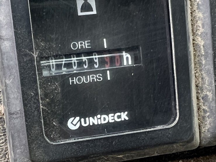 2007-gehl-dl10h44-image-17