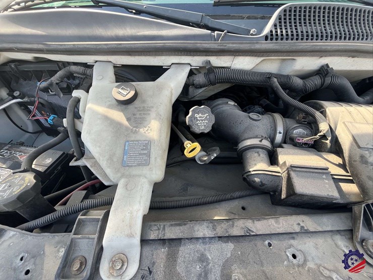 2012-chevrolet-express-van-image-44