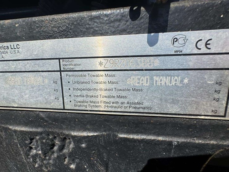 2010-case-ih-245-image-31