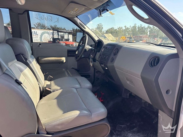 2008-ford-f-150-ext.-cab-pickup-truck-image-23