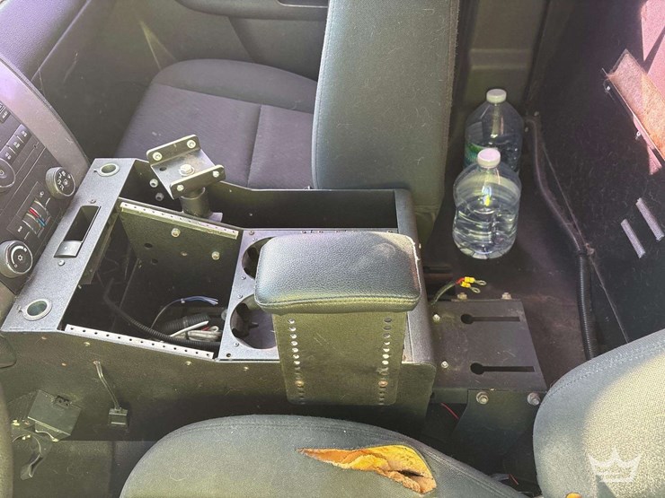 2014-chevrolet-tahoe-image-8