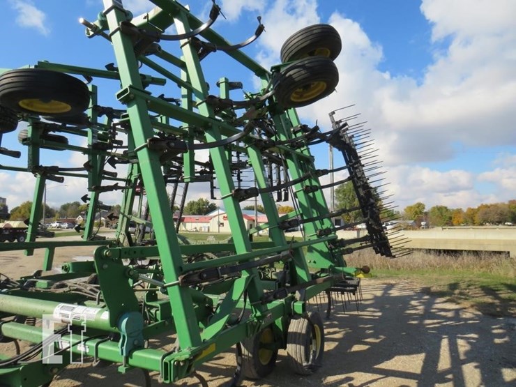 2008-john-deere-2210-image-6