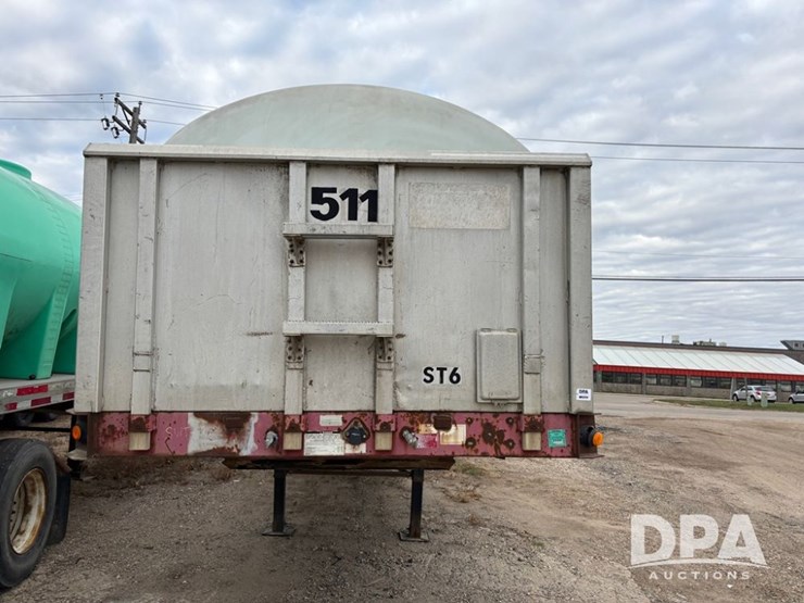 1994-great-dane-trailer-image-9