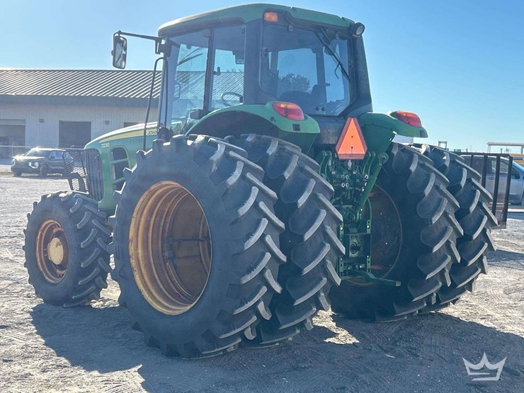 john-deere-7230-131hp-4wd-agricultural-utility-tractor-image-4