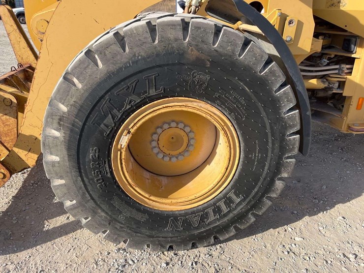 2005-caterpillar-928g-image-17