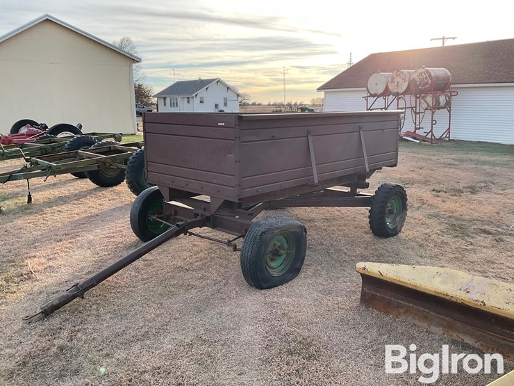 antique-grain-wagon-image-1