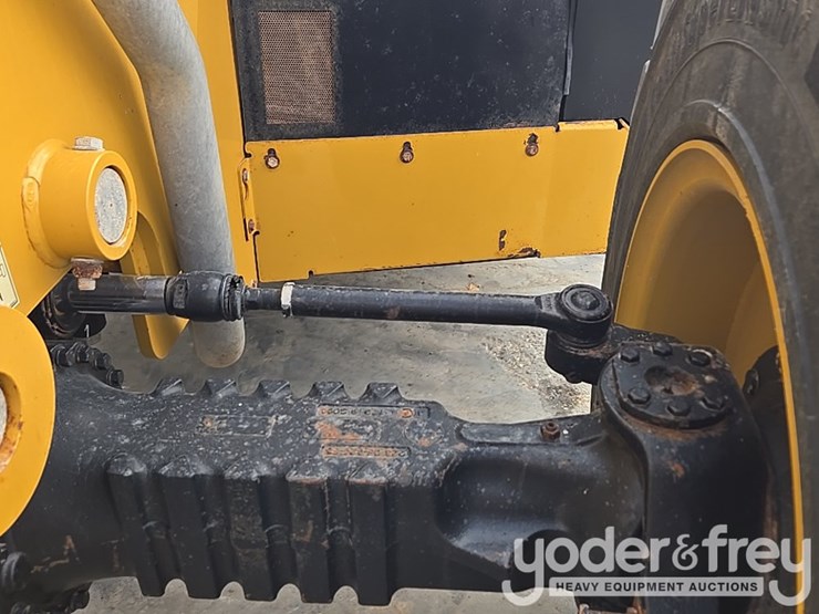 2019-caterpillar-tl1255d-image-64