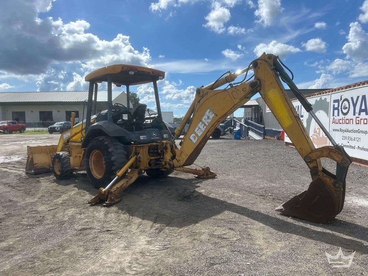 2004-deere-310g-image-4