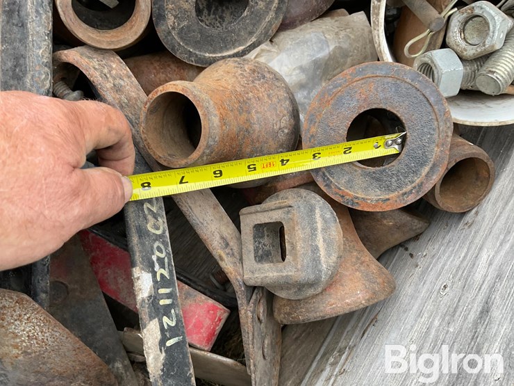 pallet-of-disk-parts-image-9