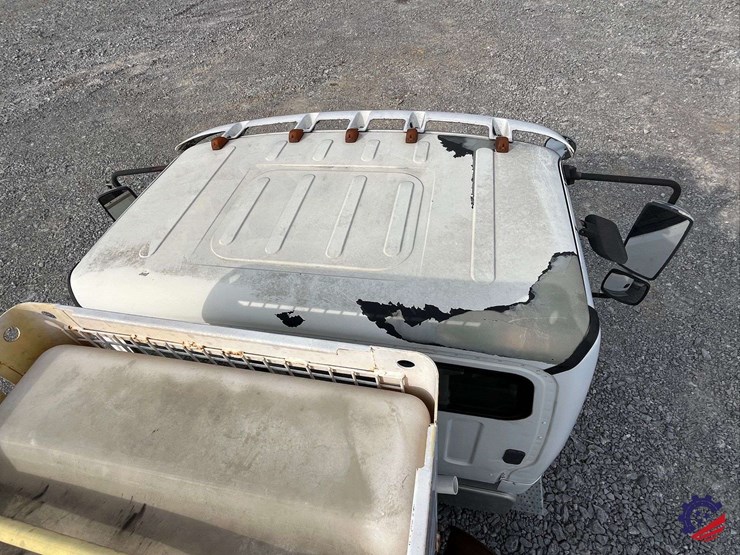 2005-freightliner-m2-business-class-s/a-water-truck-image-42