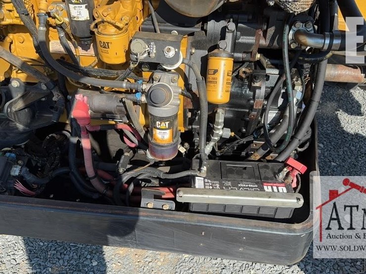 caterpillar-tl642c-image-22