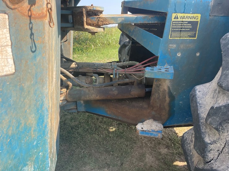 1991-versatile-876-image-12