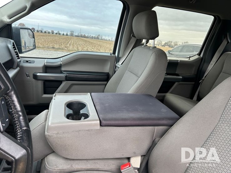 2019-ford-f150-xlt-image-23