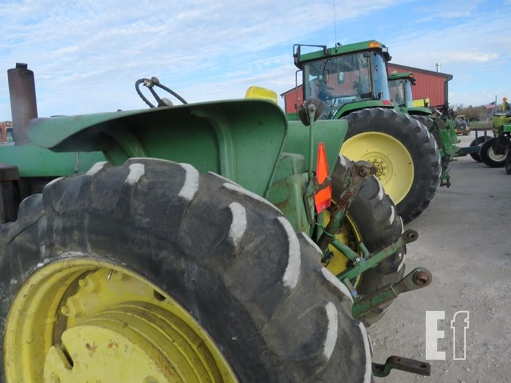 john-deere-3010-image-11