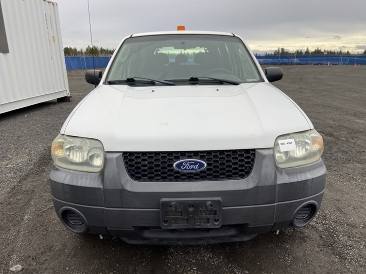 2007-ford-escape-image-8